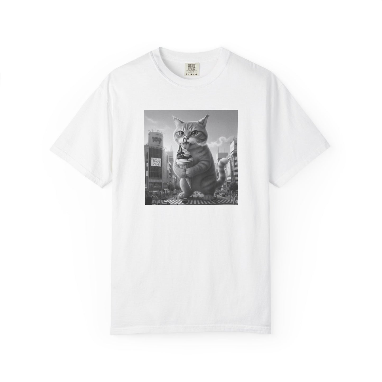 Purr-zilla van Scoop Unisex Garment-Dyed T-shirt
