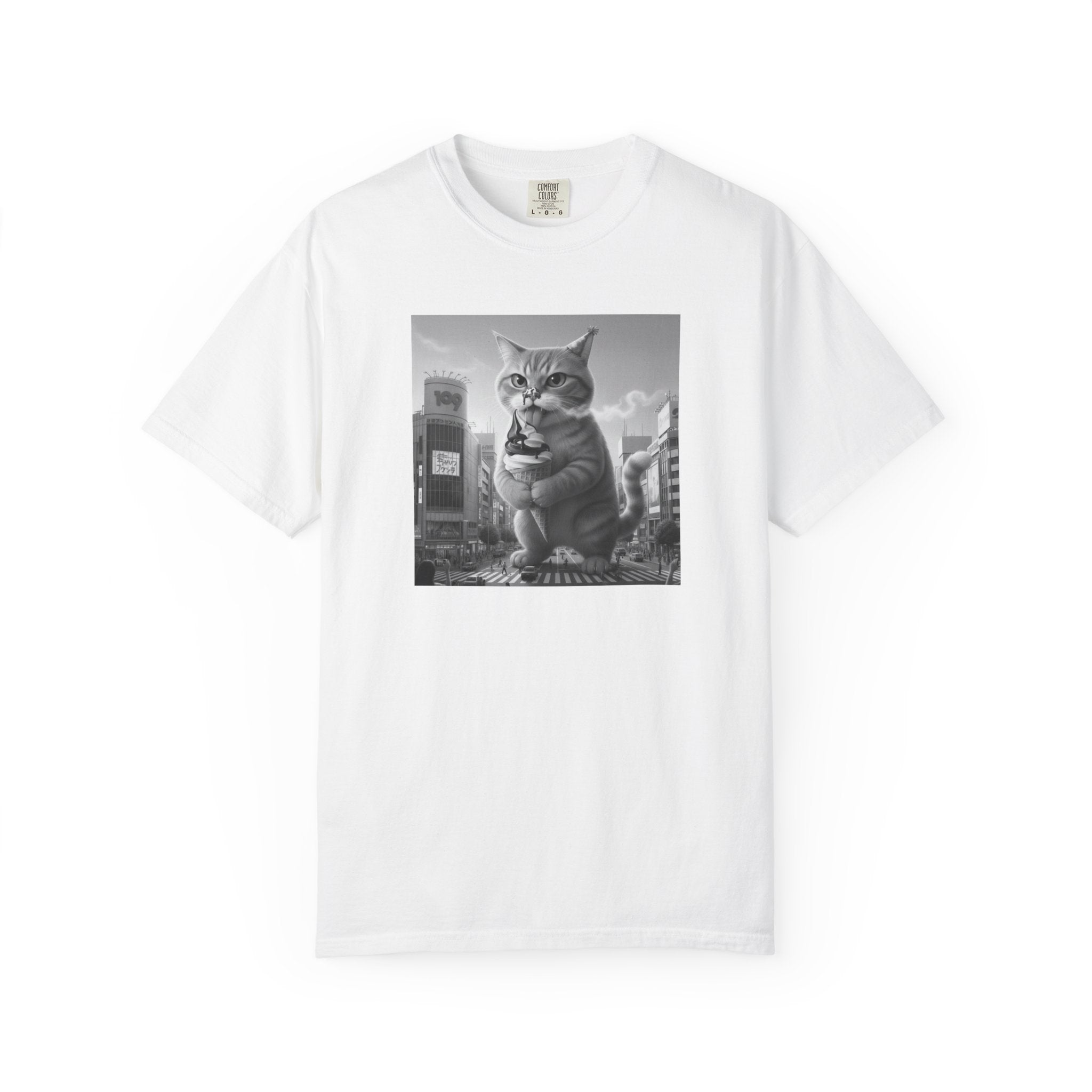 Purr-zilla van Scoop Unisex Garment-Dyed T-shirt