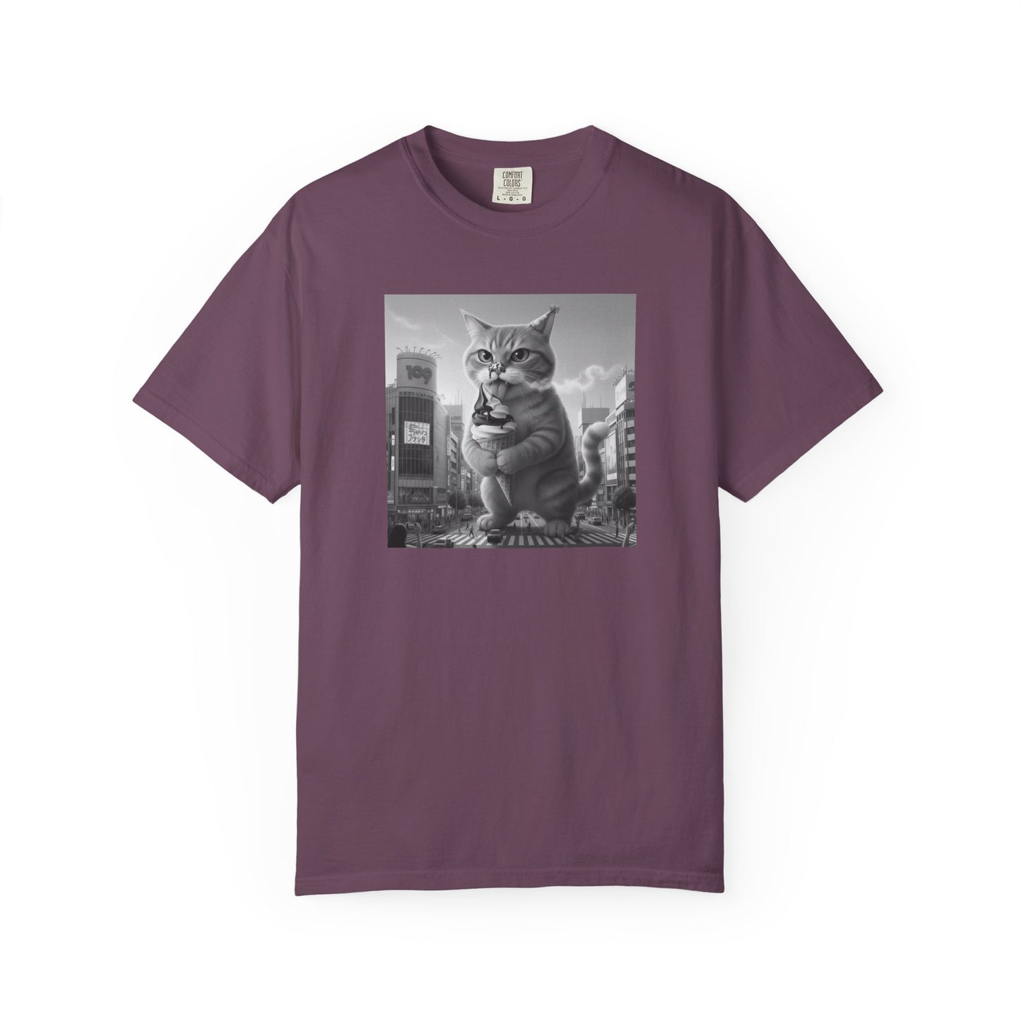 Purr-zilla van Scoop Unisex Garment-Dyed T-shirt