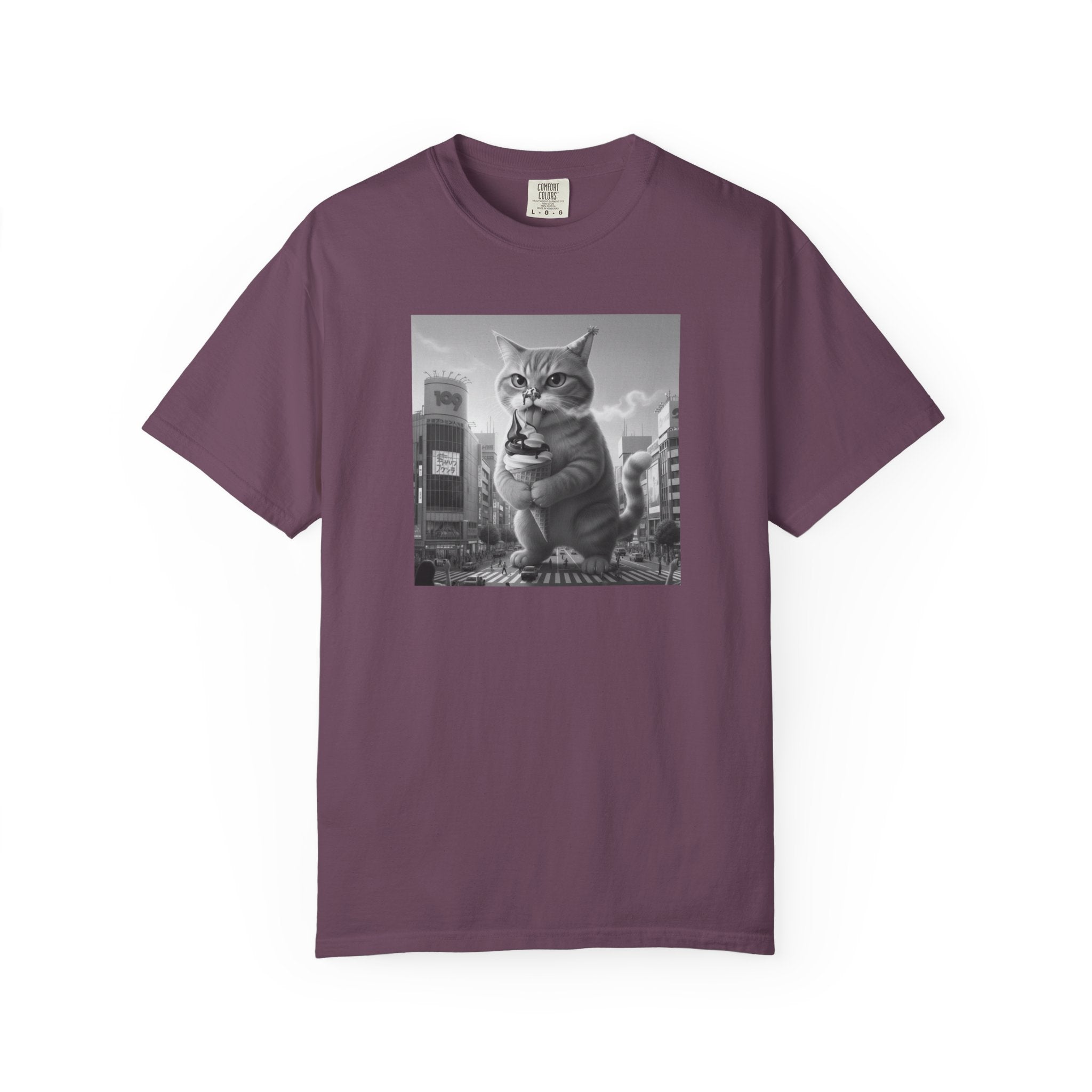 Purr-zilla van Scoop Unisex Garment-Dyed T-shirt