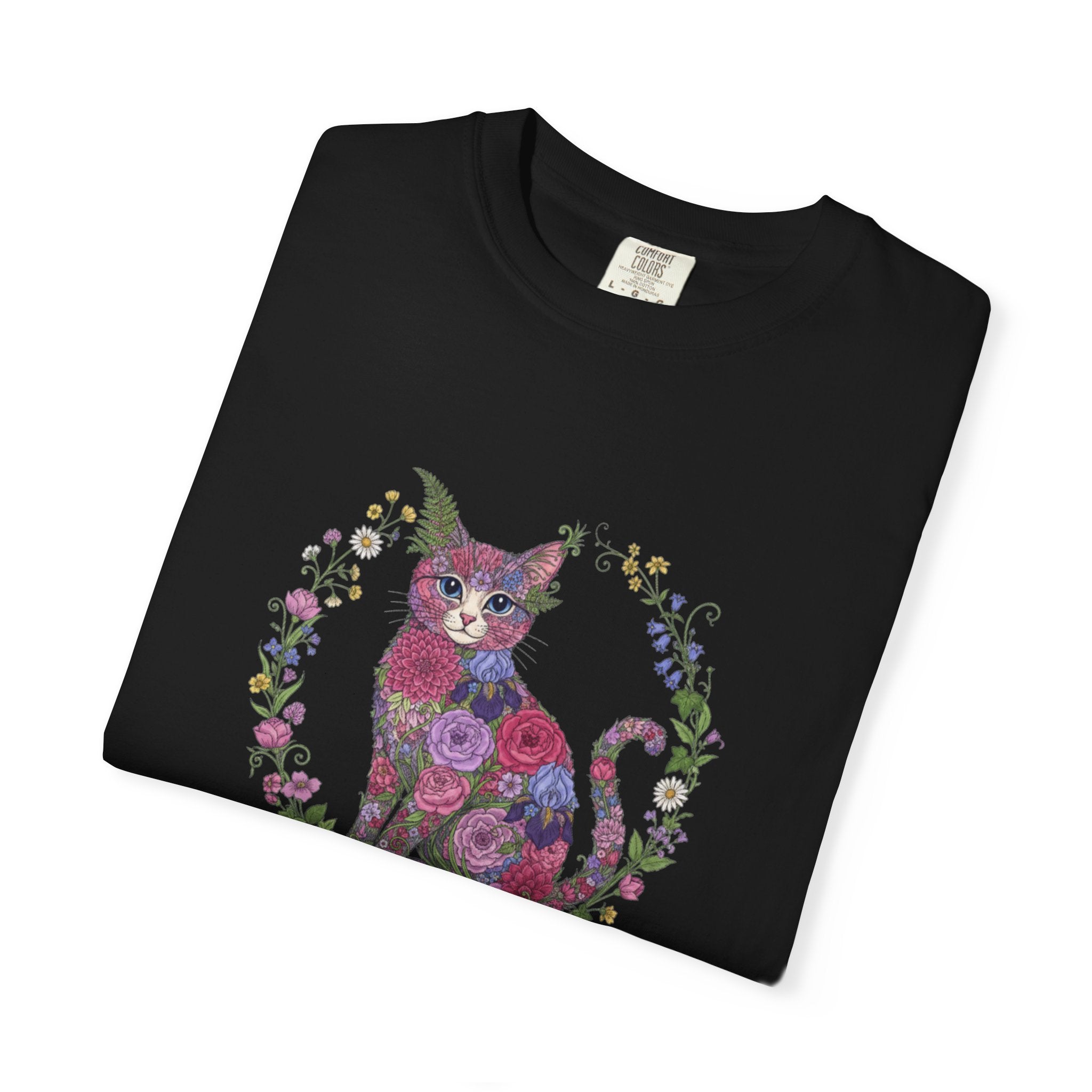 Floral Cat Illustration T-shirt | Botanical Kitty Circle Print