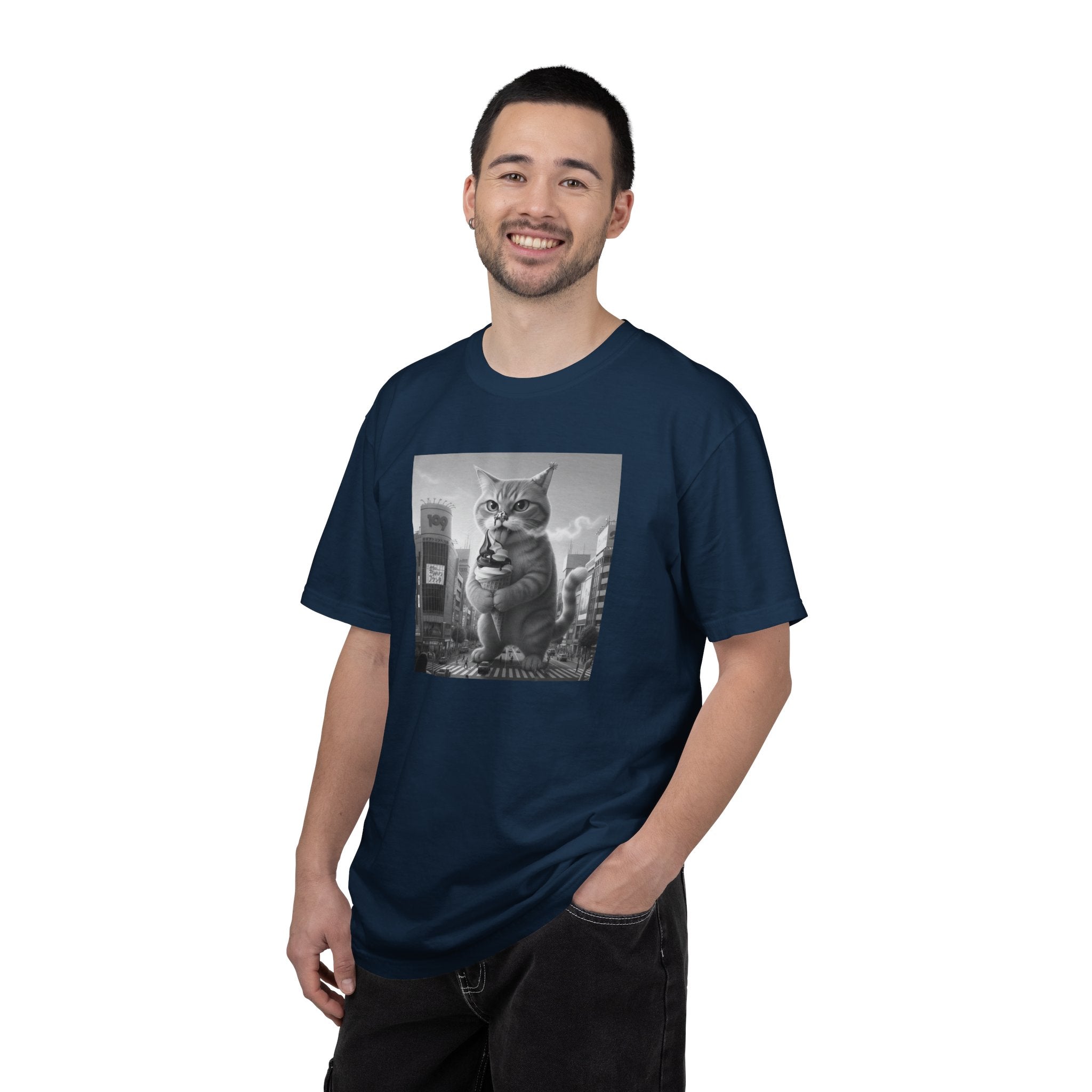 Purr-zilla van Scoop Unisex Garment-Dyed T-shirt