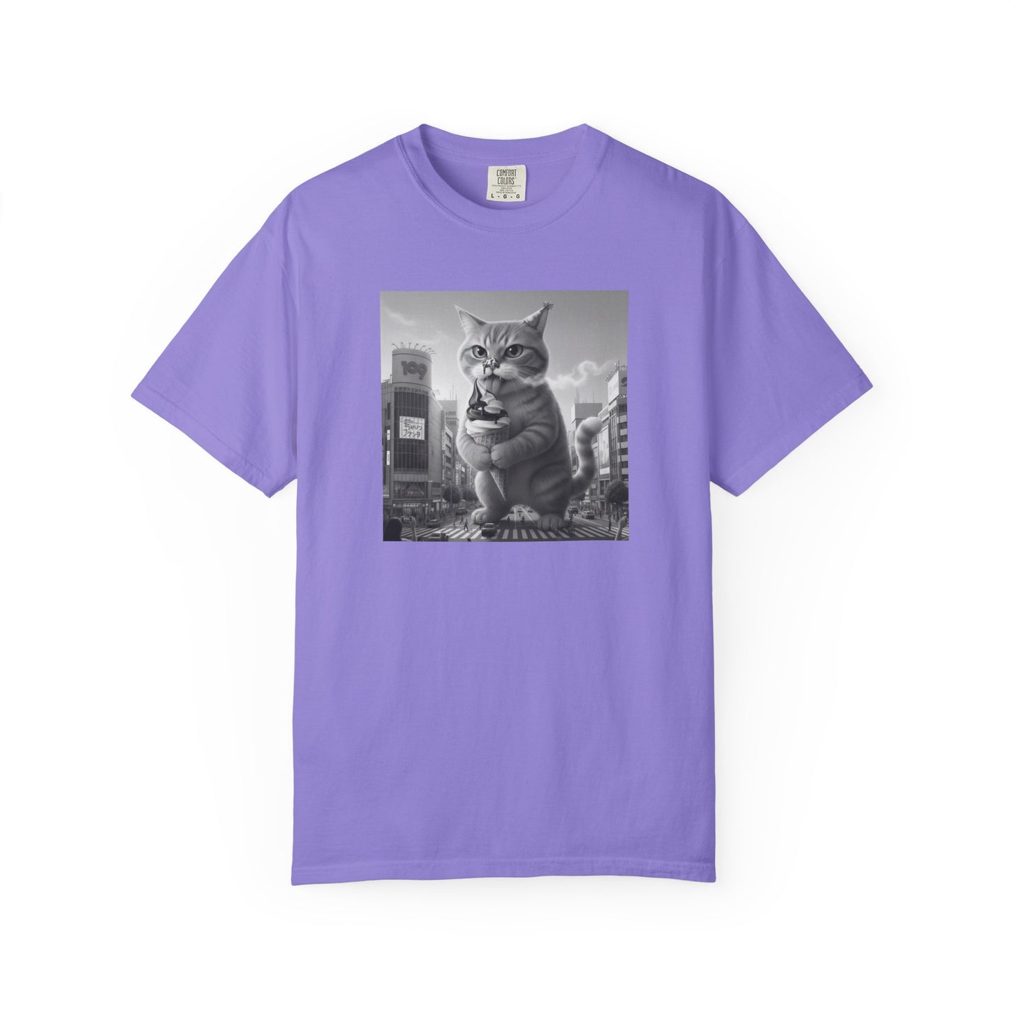 Purr-zilla van Scoop Unisex Garment-Dyed T-shirt