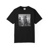 Purr-zilla van Scoop Unisex Garment-Dyed T-shirt